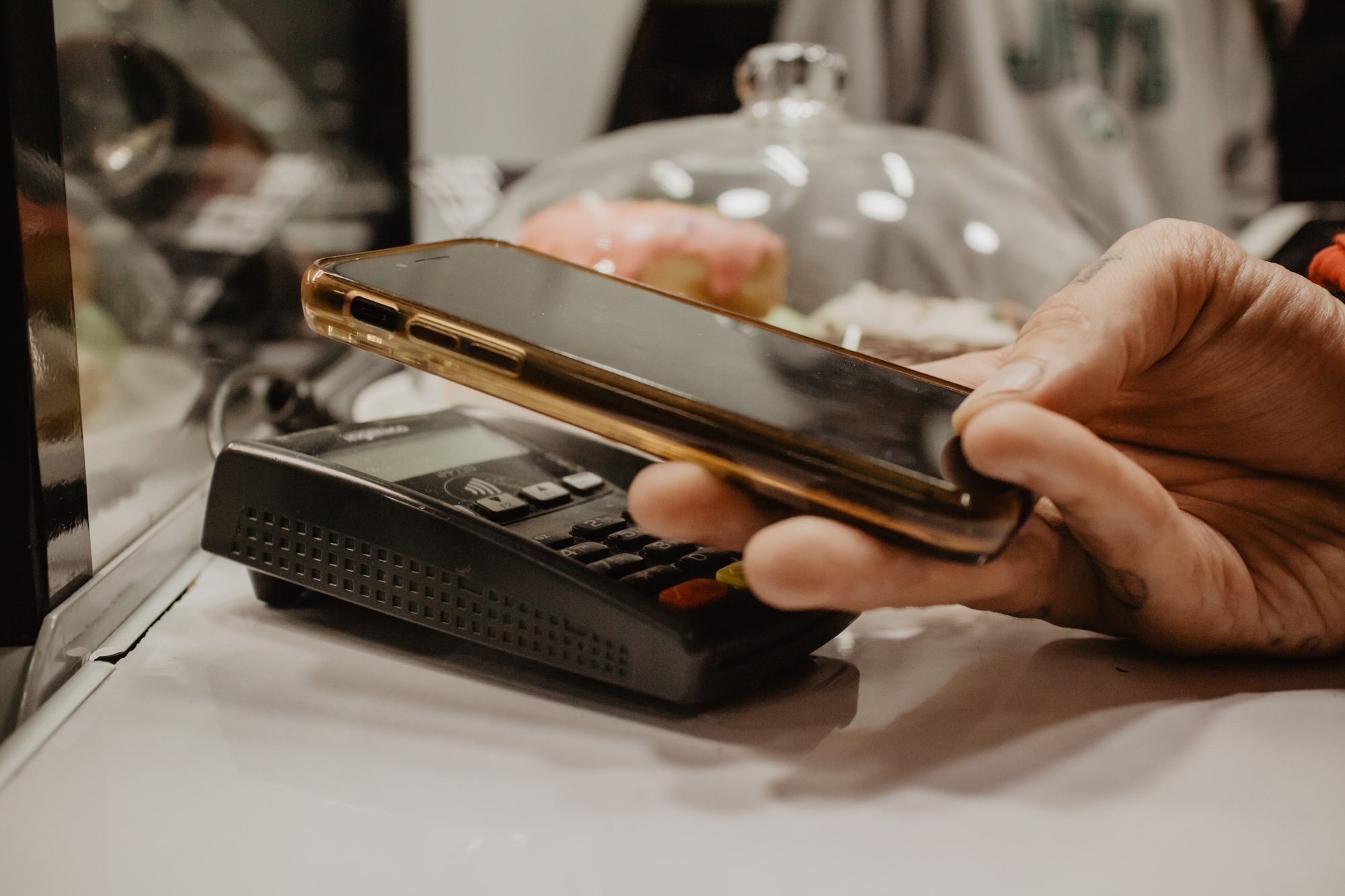 paying with mobile / apple pay /wireless technology/ payment / money / shopping