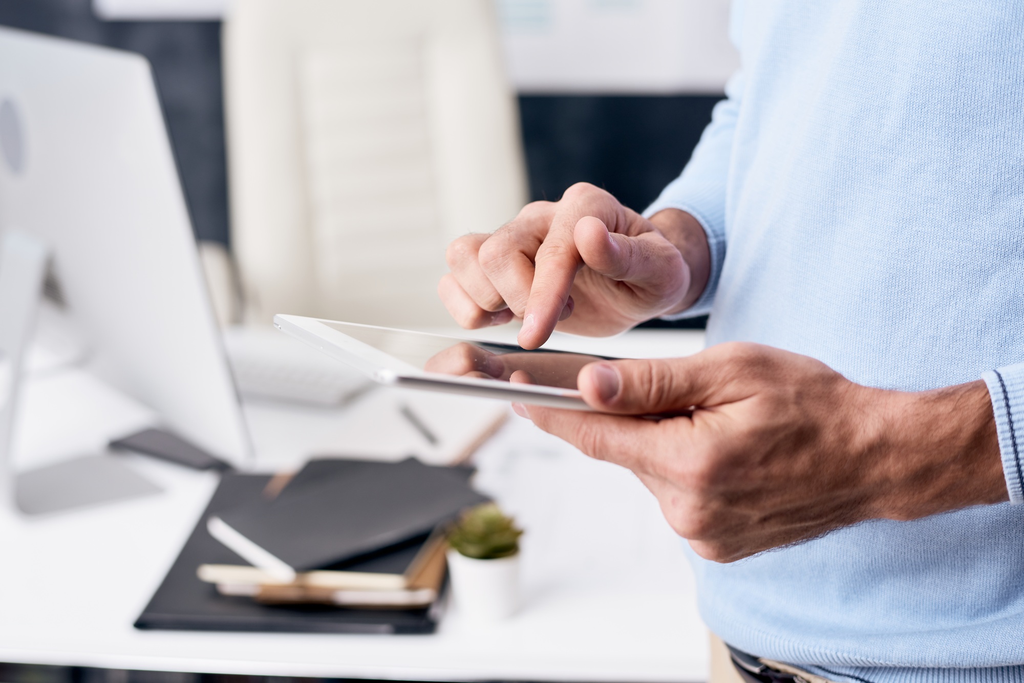 Checking email on tablet