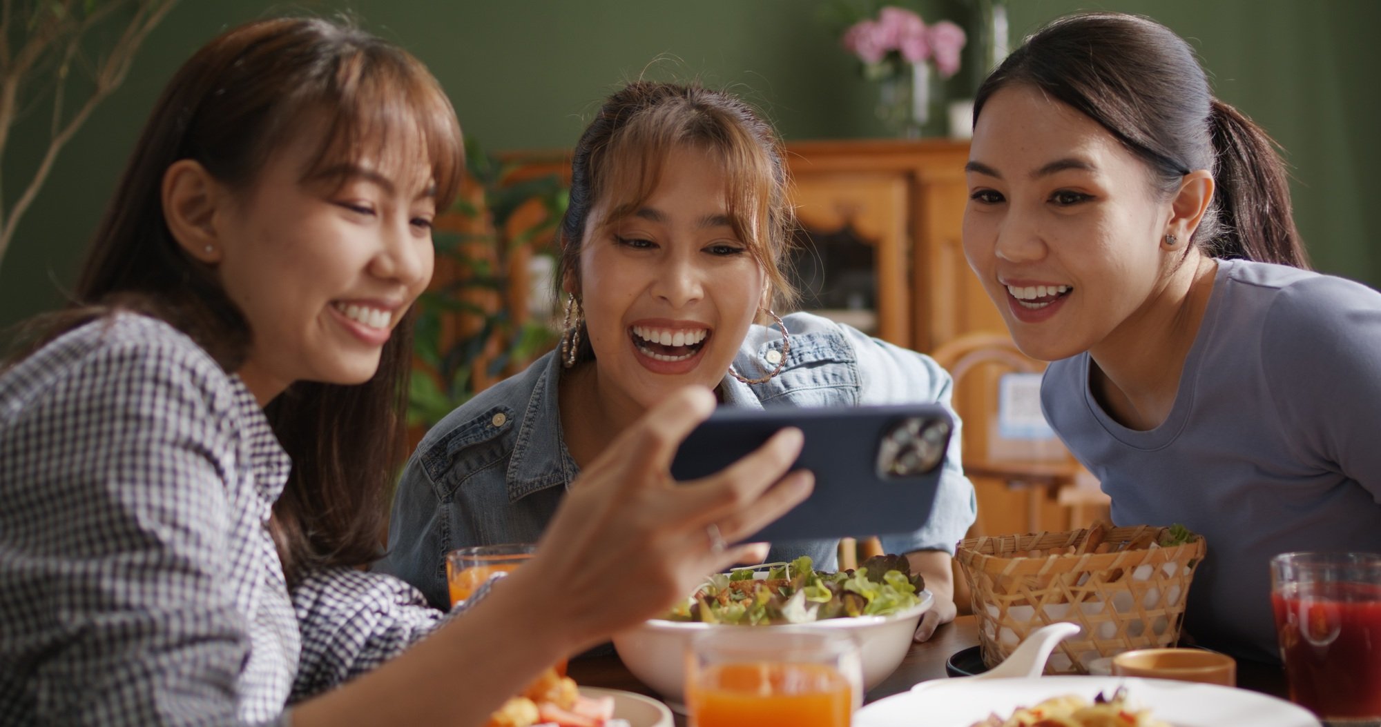 Asia teen girl vlogger group look camera VoIP talk on reel IG tiktok app filming shoot