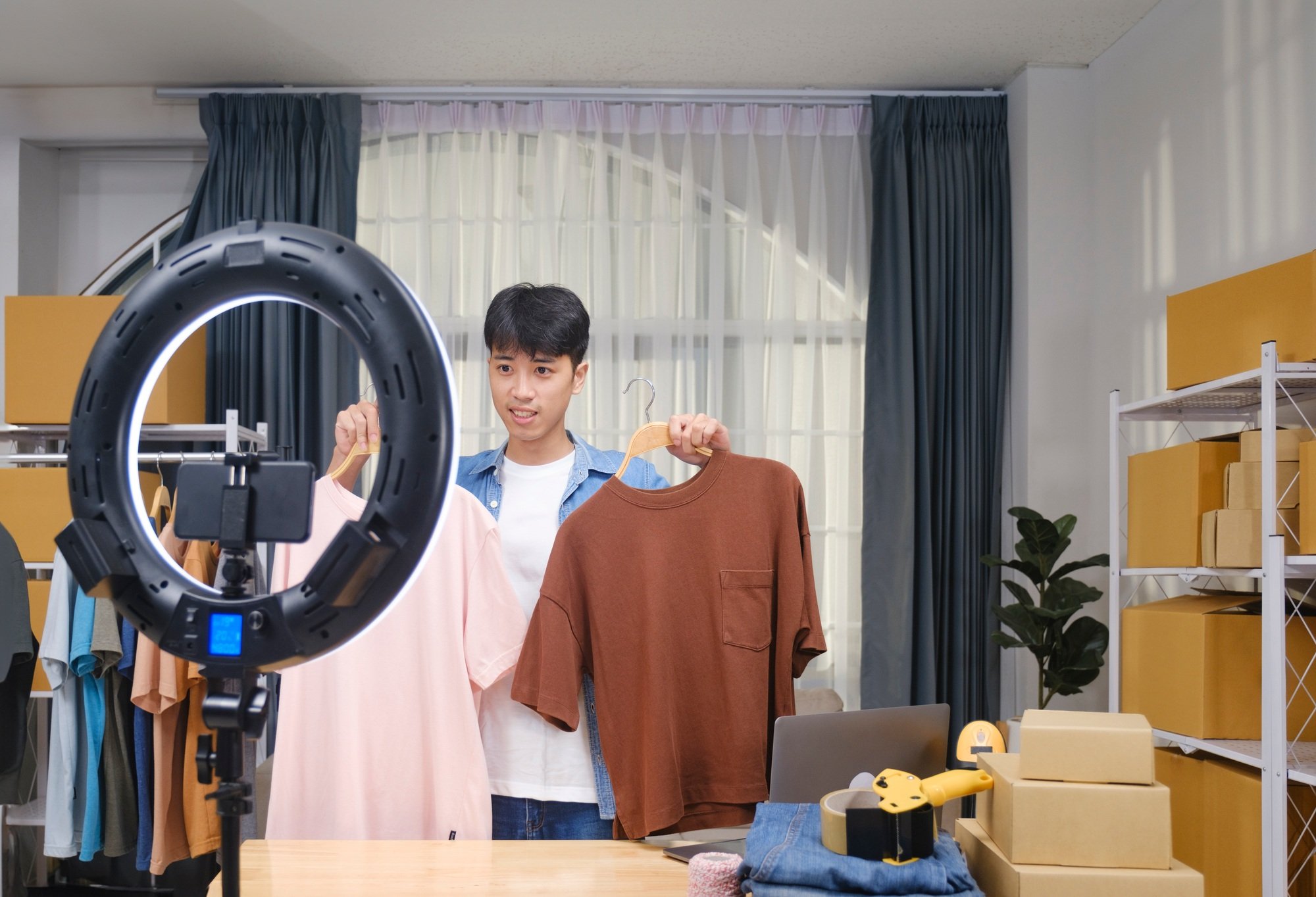 Live streaming clothing product review for online store